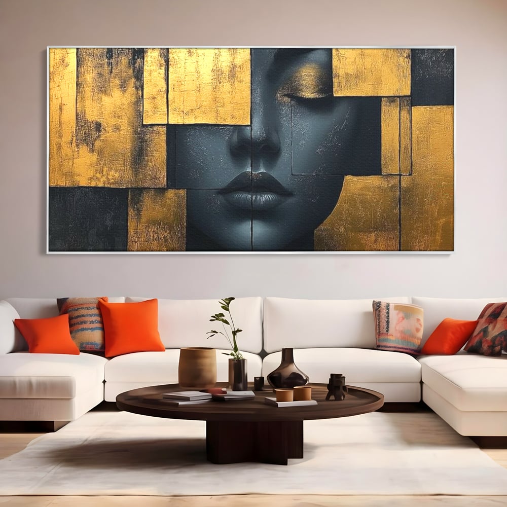 Tablou canvas cu tablou canvas portret feminin abstract, in rama de aluminiu argintiu, pe perete intr-un living